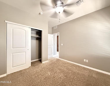 12125 Chapel Hill Road - Photo Thumbnail 31