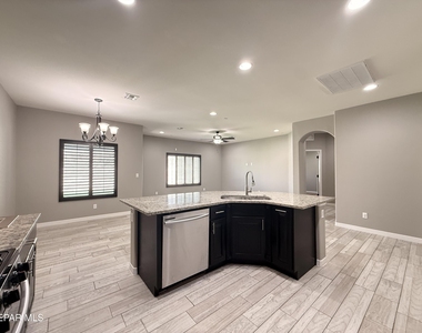 12125 Chapel Hill Road - Photo Thumbnail 12