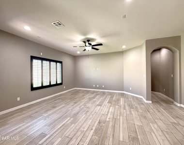 12125 Chapel Hill Road - Photo Thumbnail 18