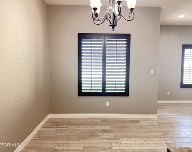 12125 Chapel Hill Road - Photo Thumbnail 17