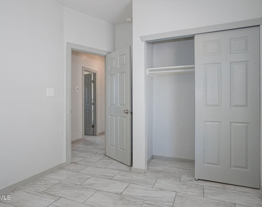 621 Main Street - Photo Thumbnail 12