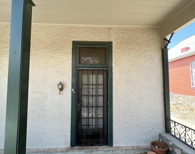 512 Prospect Street - Photo Thumbnail 2