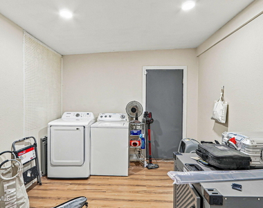 10532 Goodman Street - Photo Thumbnail 12