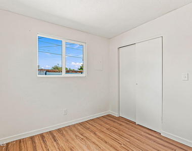 10532 Goodman Street - Photo Thumbnail 20