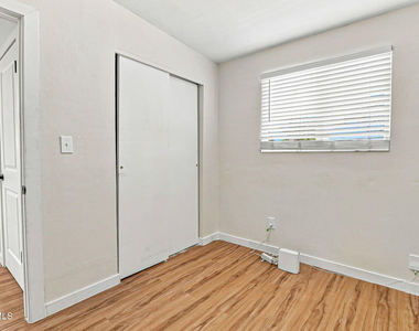 10532 Goodman Street - Photo Thumbnail 18
