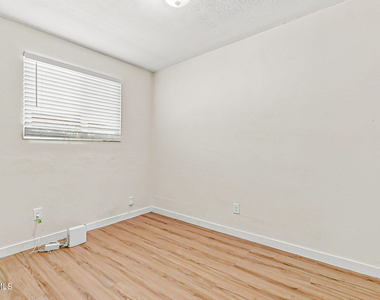 10532 Goodman Street - Photo Thumbnail 17