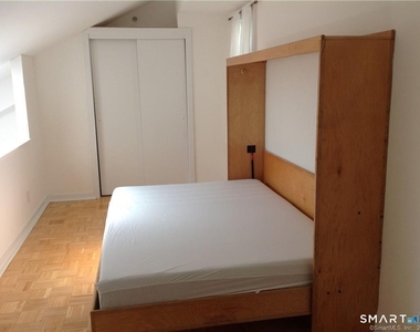 664 Main Avenue - Photo Thumbnail 11