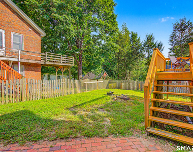 185 Walnut Street - Photo Thumbnail 32