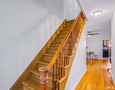 185 Walnut Street - Photo Thumbnail 4