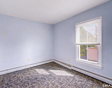 185 Walnut Street - Photo Thumbnail 27