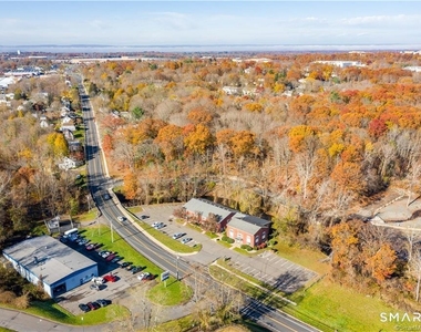 543 Main Street - Photo Thumbnail 14