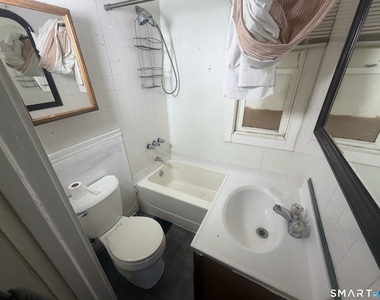 243 Center Street - Photo Thumbnail 3