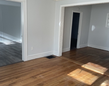70 Highlawn Street - Photo Thumbnail 3