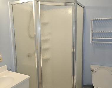 16 Honey Hill Road - Photo Thumbnail 4