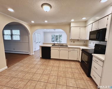 21 Cheryl Drive - Photo Thumbnail 4
