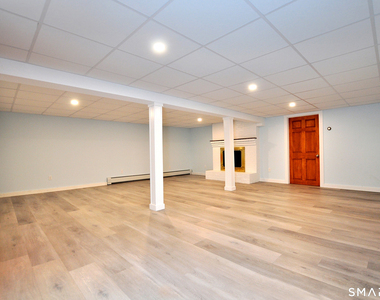 84 Holcomb Street - Photo Thumbnail 36