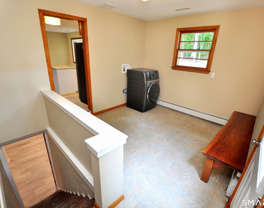 84 Holcomb Street - Photo Thumbnail 34