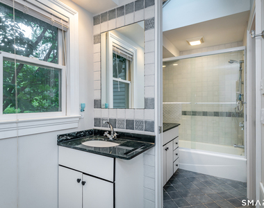 29 Holiday Point Road - Photo Thumbnail 14