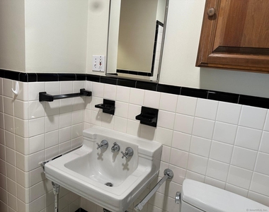 28 North Avenue - Photo Thumbnail 34