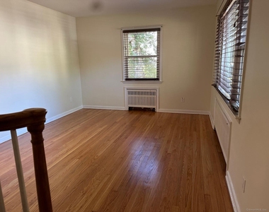 28 North Avenue - Photo Thumbnail 7