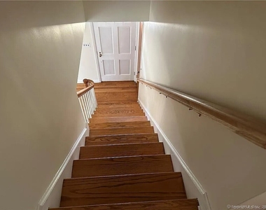 28 North Avenue - Photo Thumbnail 27