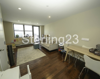 45 Hinckley Place - Photo Thumbnail 2