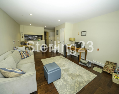 45 Hinckley Place - Photo Thumbnail 8