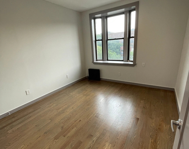 602 West 137th Street - Photo Thumbnail 4