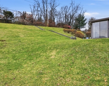 4782 Barone Dr - Photo Thumbnail 20