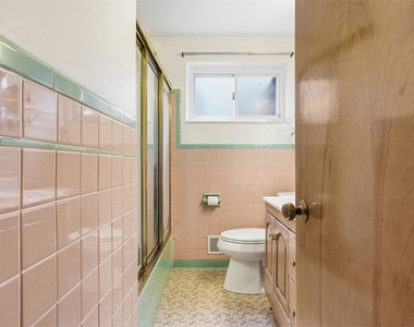 4782 Barone Dr - Photo Thumbnail 17