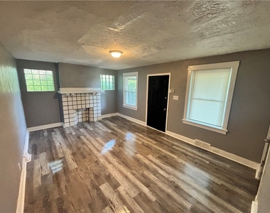 8875 Westwood Rd - Photo Thumbnail 3