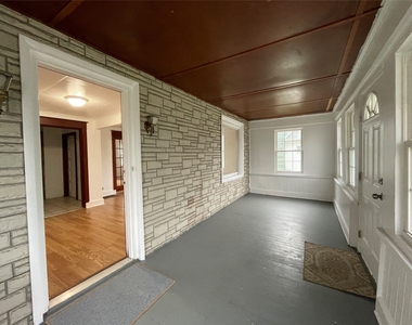 31 Brown St - Photo Thumbnail 3