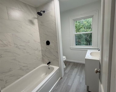 392-394 Columbia Avenue - Photo Thumbnail 10
