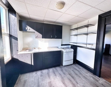 111-115 Lyell Avenue - Photo Thumbnail 1