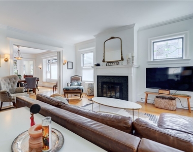 18 Sibley Place - Photo Thumbnail 9