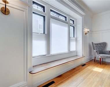 18 Sibley Place - Photo Thumbnail 17
