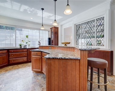 18 Sibley Place - Photo Thumbnail 21