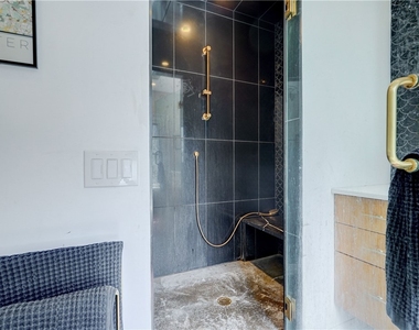 18 Sibley Place - Photo Thumbnail 32