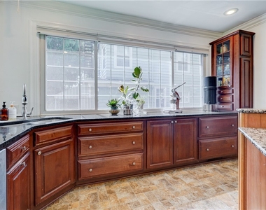 18 Sibley Place - Photo Thumbnail 22