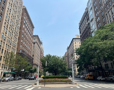 East 80th Street and Madison Ave  - Photo Thumbnail 7