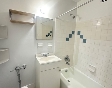 316 East 83rd Street - Photo Thumbnail 3