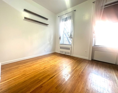 316 East 83rd Street - Photo Thumbnail 1