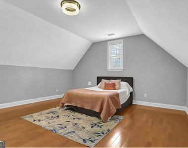 110 Stanley Oaks Place - Photo Thumbnail 17