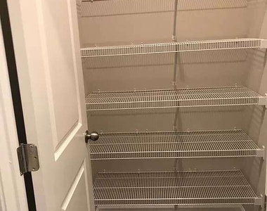1302 Endicott Court - Photo Thumbnail 10