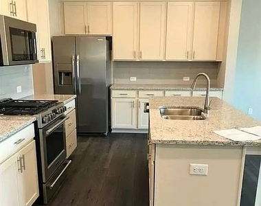 1302 Endicott Court - Photo Thumbnail 7