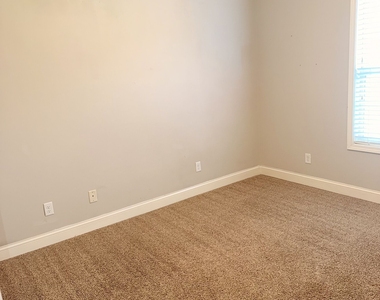 1038 Sand Dollar Way - Photo Thumbnail 14