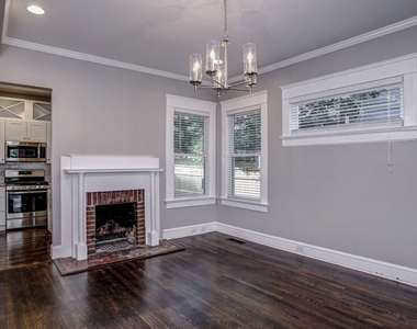 877 Edgewood Avenue - Photo Thumbnail 10
