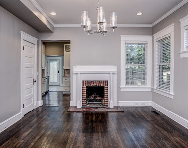 877 Edgewood Avenue - Photo Thumbnail 9