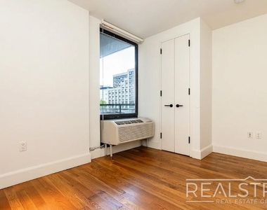 1 Duffield Street - Photo Thumbnail 6