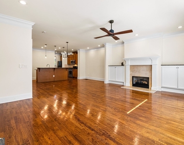 213 Knob Hills Circle - Photo Thumbnail 2